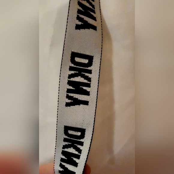 DKNY Women's Pink Puffer Jacket NWOT sz. M - Picture 11 of 16